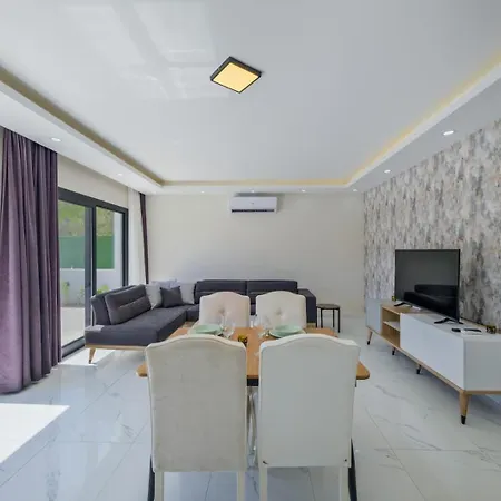 Naro1-2-3 Village Villa