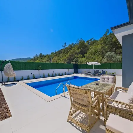 Naro1-2-3 Village Villa
